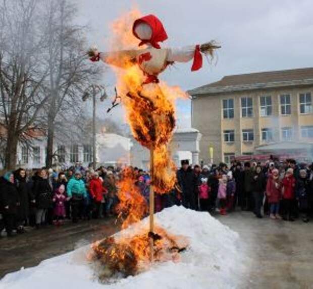 Широкая масленица развернулась в Невьянске