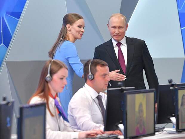 Прямая линия: 5 самых ярких ответов Путина и 5 самых злых вопросов к нему
