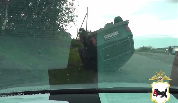 Лихач устроил погоню со стрельбой в Иркутской области и опрокинул машину