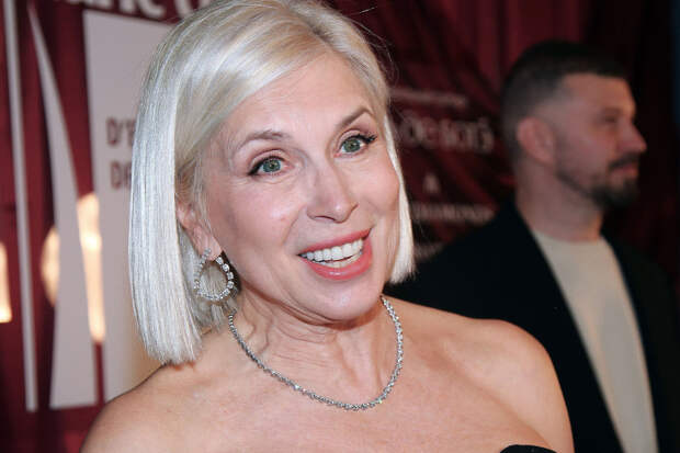 Алёна Свиридова:«Детей, мужей, родителей — настригла всех»