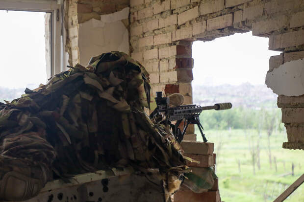 «Военная хроника»: Снайперы из Бурятии отличились в боях за Часов Яр