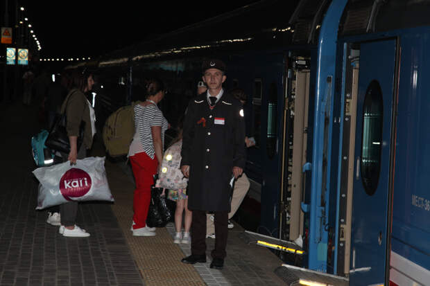Члены семей участников СВО отправились в путешествие  на специальном туристическом поезде «По Золотому кольцу»