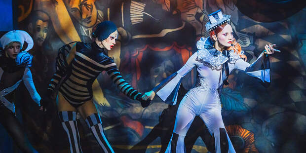 Новый год и Рождество в Москве и Санкт-Петербурге