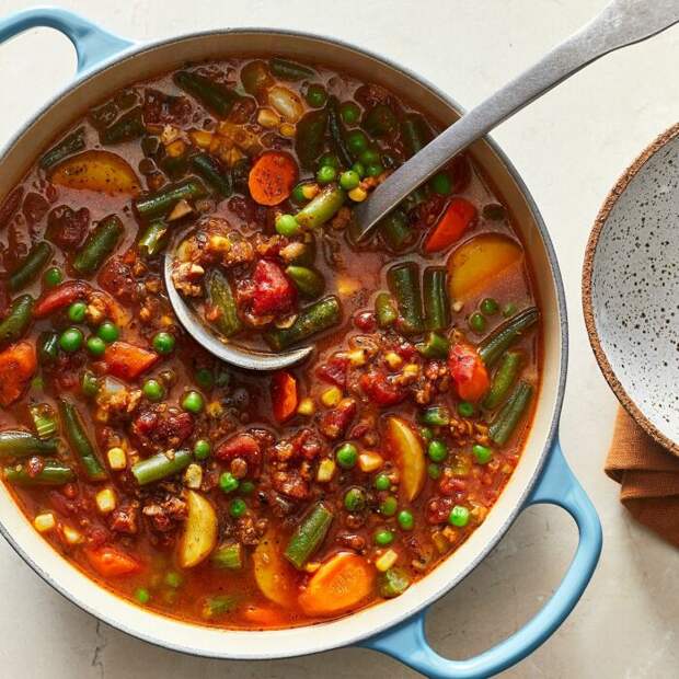 Рагу с добавлением фарша. \ Фото: eatingwell.com.
