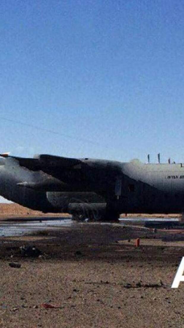 Американцу подбили крылья: ВВС Ливии отбомбились по C-130 «Геркулес»