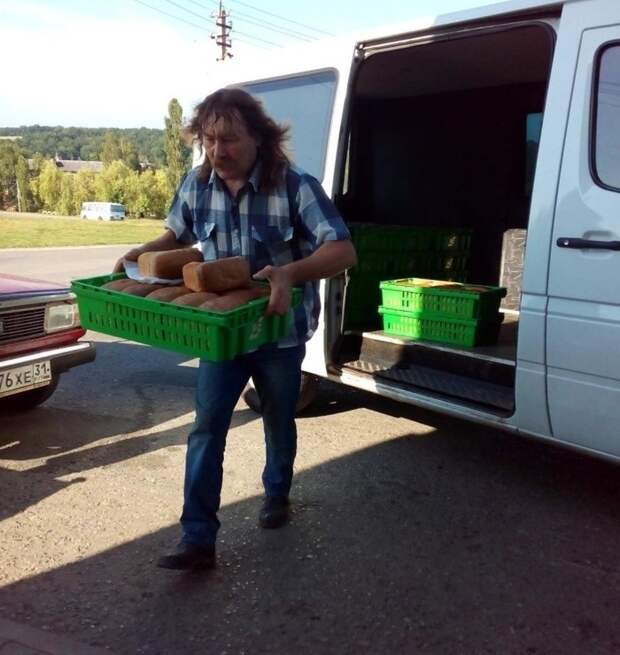 Когда нужны деньги,чтоб выпить за любовь Когда нужны деньги,чтоб выпить за любовь