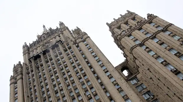 Российский МИД получил сотни обращений россиян с просьбой о вывозе из Казахстана