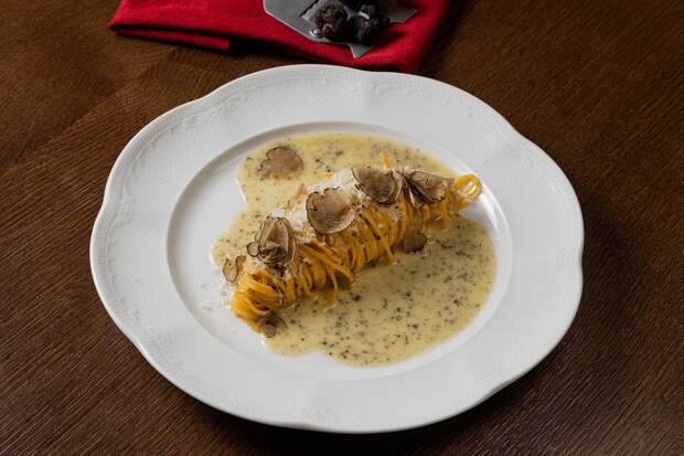 Тальярин с трюфелем в ресторане Barbaresco