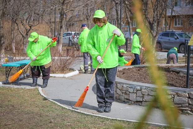 «Восточный Порт» открыл 12-й сезон своего проекта «Экомарафон»