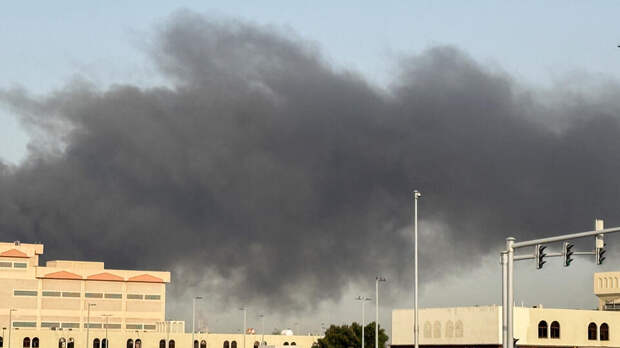 Шесть человек пострадали при падении обломков БПЛА в Абу-Даби