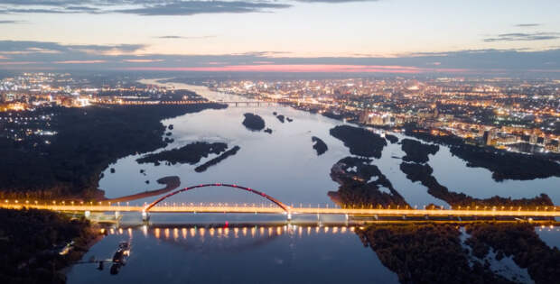 Все краски Новосибирска в таймлапсе от фотографа, который целый год снимал город с воздуха