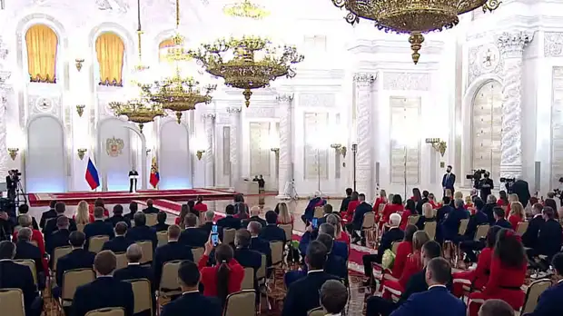 «За каждой завоёванной медалью — долгий самоотверженный путь к вершине»: Путин поздравил российских призёров Игр в Токио