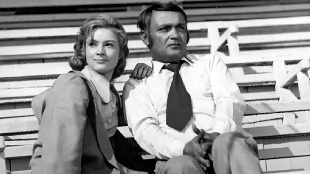 Любовь Виролайнен. Тяжелое детство, роман с известным режиссером. Бросила мужа и сына ради хирурга. Как живет актриса?