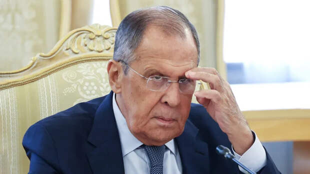 США важно поскорее придумать развязку по Ормузскому проливу, заявил Лавров