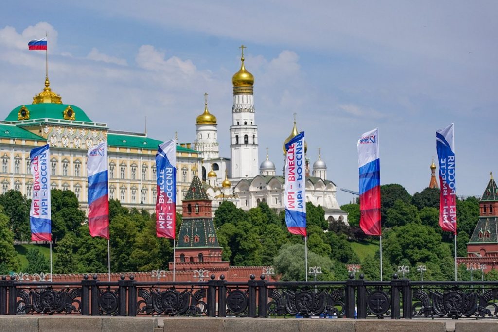 Алёна Яковлева высоко оценила работу пункта отбора на контрактную службу. Фото: Е. Самарин mos.ru. Пресс-служба мэра и Правительства Москвы