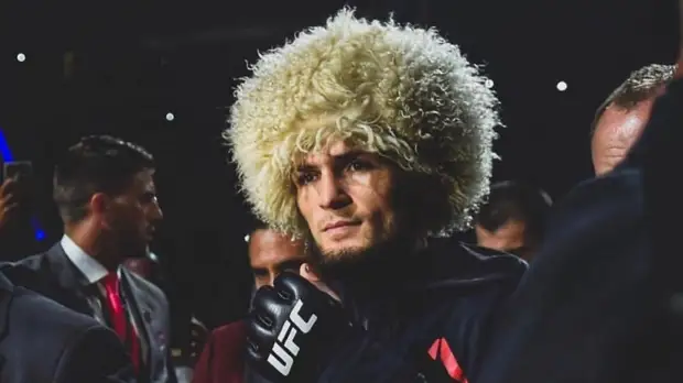 Нурмагомедов одержал 29-ю победу подряд, одолев Гэтжи на UFC 254