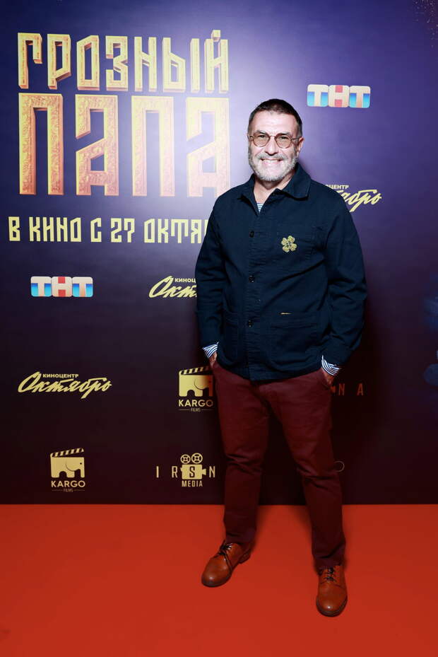 Очень приятно, царь: Наталья Земцова, Евгений Гришковец и Мария Голубкина