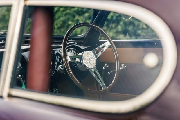 Рестомод Lancia Aurelia Outlaw European CSL на 300 лошадиных сил