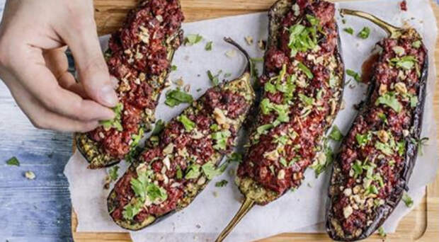 Вкуснейшие фаршированные баклажаны в грузинском стиле Вкуснейшие фаршированные баклажаны в грузинском стиле