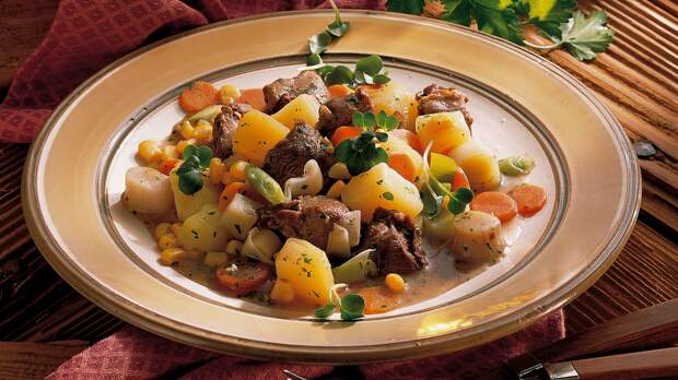 Жаркое по-домашнему: аромат томленой говядины, от которого по квартире тянет уютом