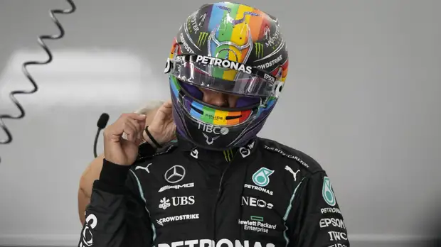 Хэмилтона наказали на Гран-при Саудовской Аравии за блокировку Мазепина