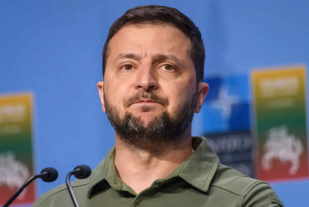 "Это сделала Украина": Внимание на лицо Зеленского, когда Трамп это сказал