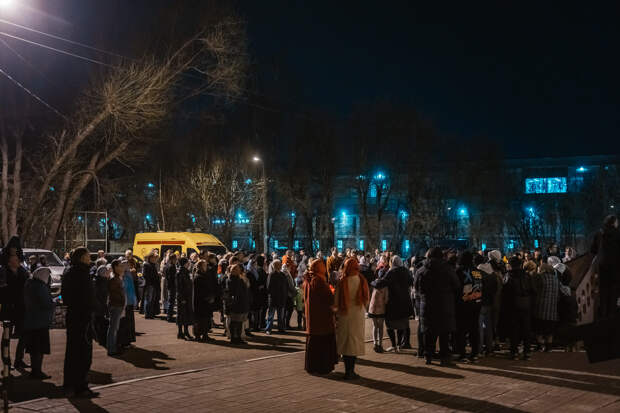 В храмах Тверской области прошли праздничные пасхальные богослужения
