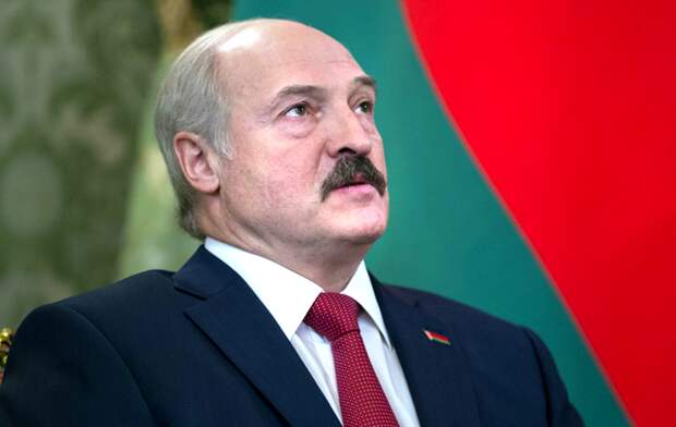 Лукашенко заявил о «намеке» России на присоединение Белоруссии Лукашенко заявил о «намеке» России на присоединение Белоруссии