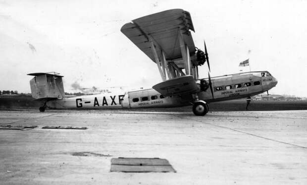 AL79_058_Handley_Page_H_P_42_G_AAXF_LeBourget_May32_14304630091.jpg AL79_058_Handley_Page_H_P_42_G_AAXF_LeBourget_May32_14304630091.jpg