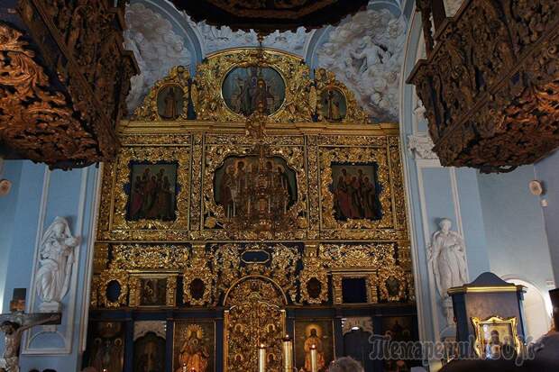 Дивные храмы России