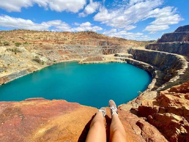 Радиоактивное озеро на месте урановой шахты стало излюбленной локацией австралийских туристов