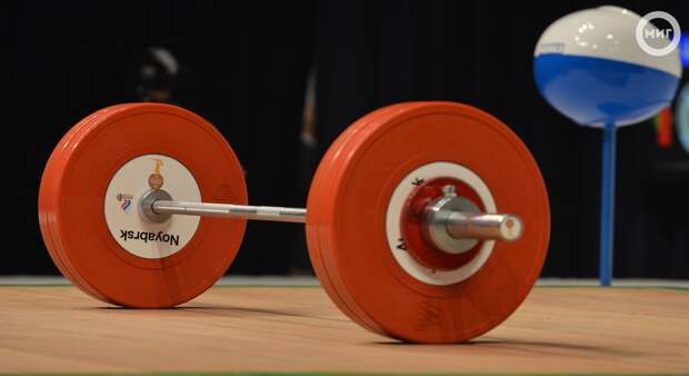 Ноябрянка завоевала золото на всероссийском турнире по тяжёлой атлетике