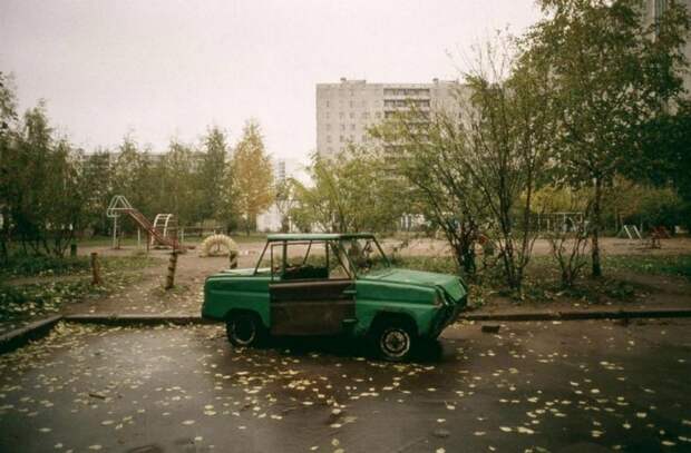 Фотографии России в 90-е, Россия в 90-е, Лиз Сарфати, Lise Sarfati