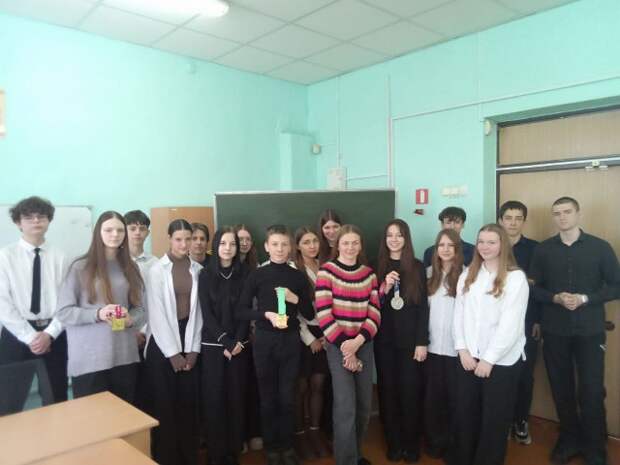 Встреча с заслуженным мастером спорта по вольной борьбе Ириной Курочкиной.