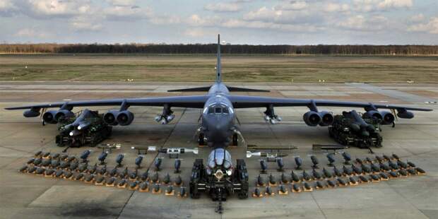 Вековая крепость: почему B-52 прослужит ещё сто лет