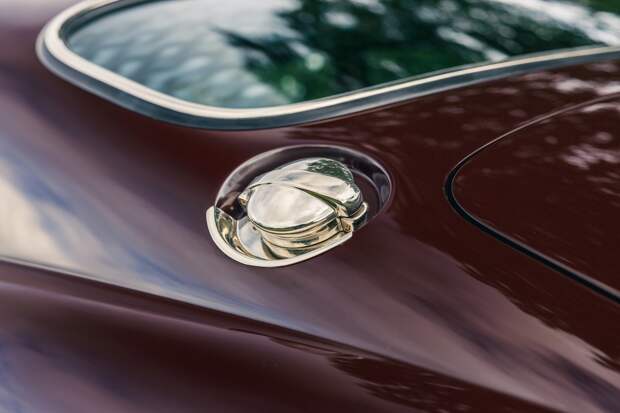 Рестомод Lancia Aurelia Outlaw European CSL на 300 лошадиных сил