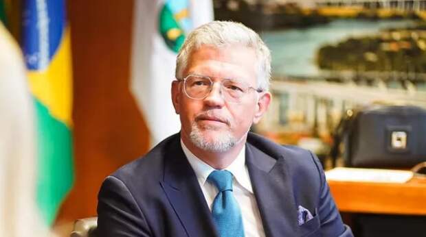 Украина:катастрофическая ошибка самооценки ﻿