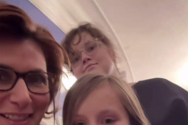 Телеведущая Зейналова рассказала, что впервые привела особенную дочь на балет