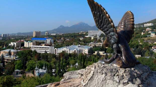 В АТОР заявили, что туристы разобрали почти все места в отелях Кавминвод и Дагестана на лето
