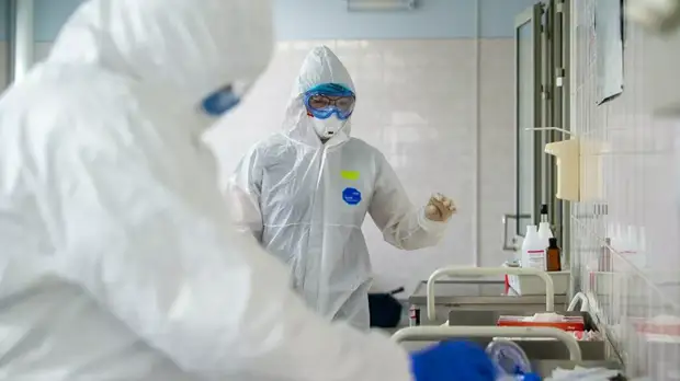 В Роспотребнадзоре оценили возможность второй волны COVID-19 осенью