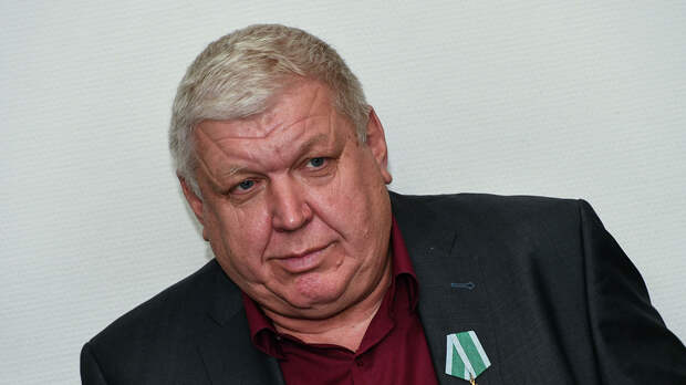 Глава ФГР: Трефилов мотивирует гандболисток на ОИ по видеосвязи 