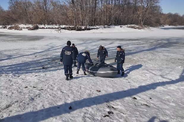 В Тамбове спасатели отрабатывают действия при паводке и ландшафтных пожарах