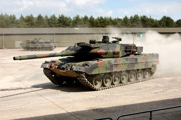 Минобороны Финляндии анонсировало поставки танков Leopard на Украину