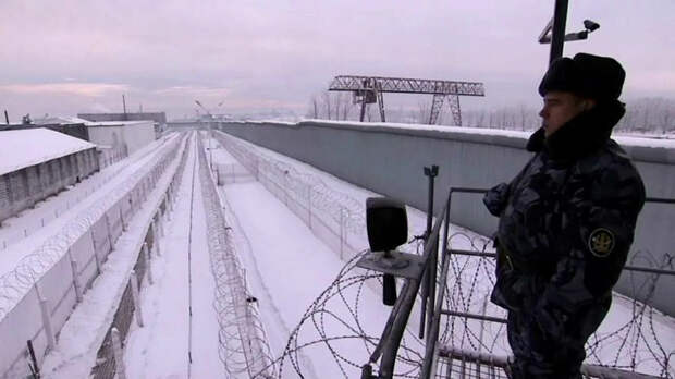 Схваченных ТЦК украинцев свозят в «учебки», оборудованные как колонии, – с вышками и автоматчиками