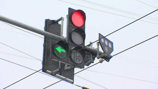 За светофорами в Петербурге теперь можно следить по навигаторам