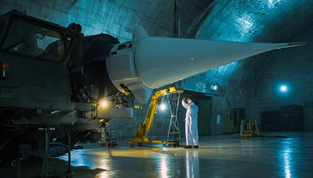 После операции Трампа в Венесуэле Британия замахнулась на Россию. Объявлен конкурс на особую ракету