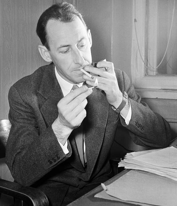 Кинорежиссер Владимир Басов. 1957 г.