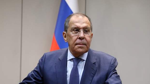 Лавров: Россия будет реагировать на обстрелы своих регионов западным оружием