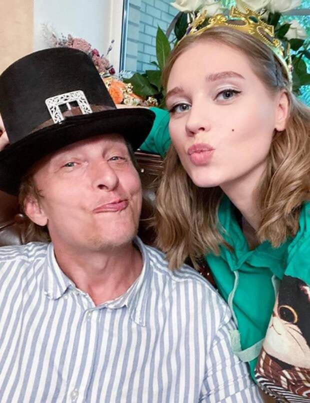 «Я зову ее «звездочка в стальном орешке»: Иван Охлобыстин о Кристине Асмус «Я зову ее «звездочка в стальном орешке»: Иван Охлобыстин о Кристине Асмус