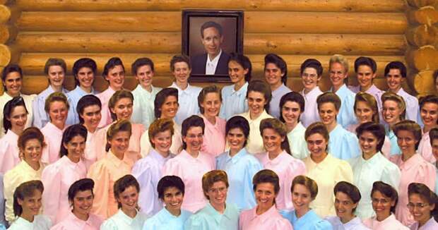 15 Disturbing Things You Didn’t Know About Polygamy